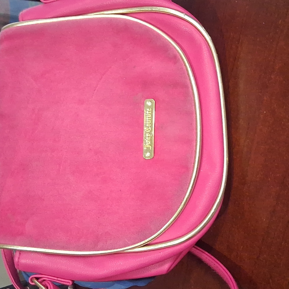 Juicy Couture Vibrant Pink Crossbody Bag with Gold Trim